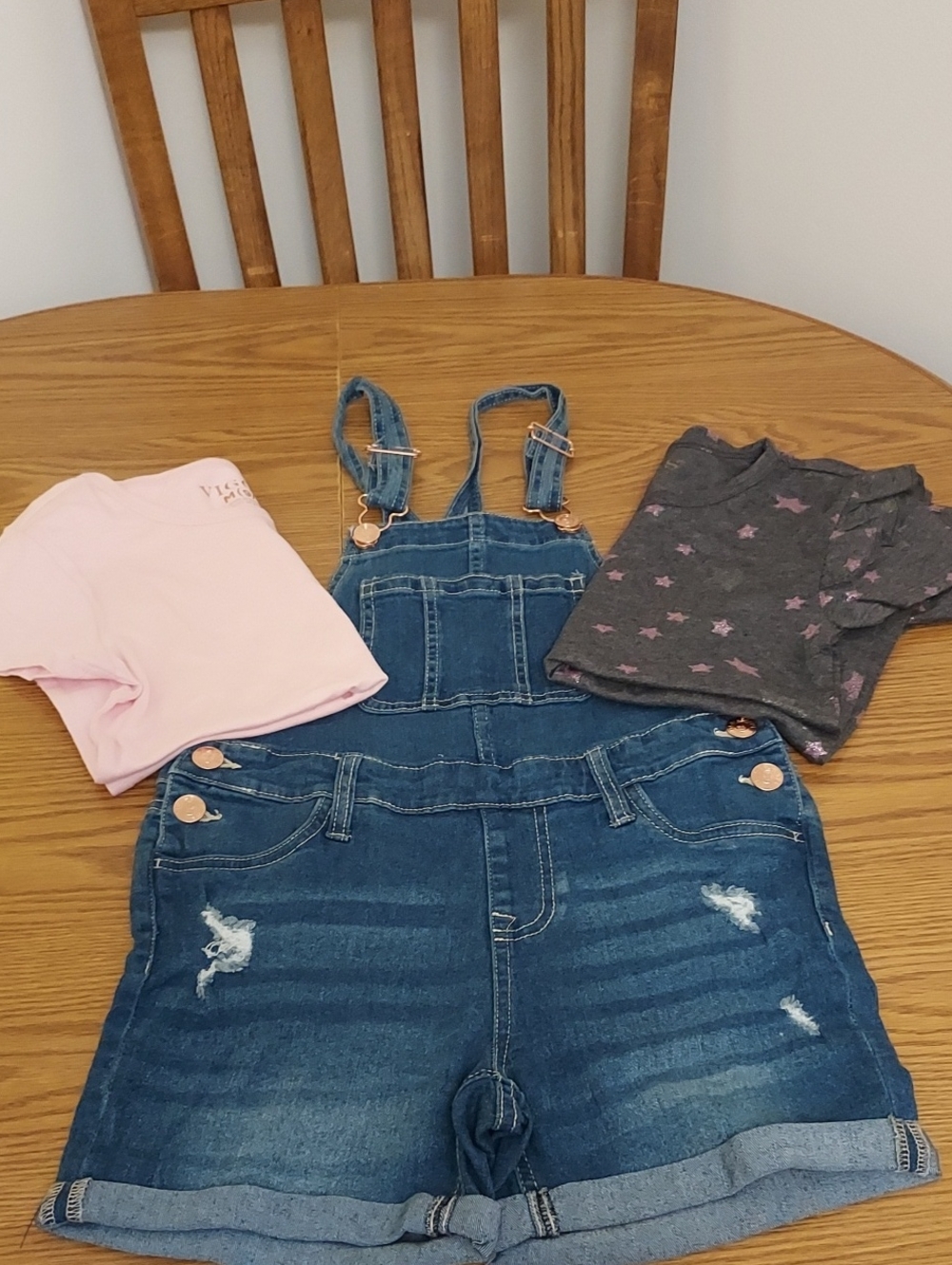 Vigoss Bibbed Shorts With Tees